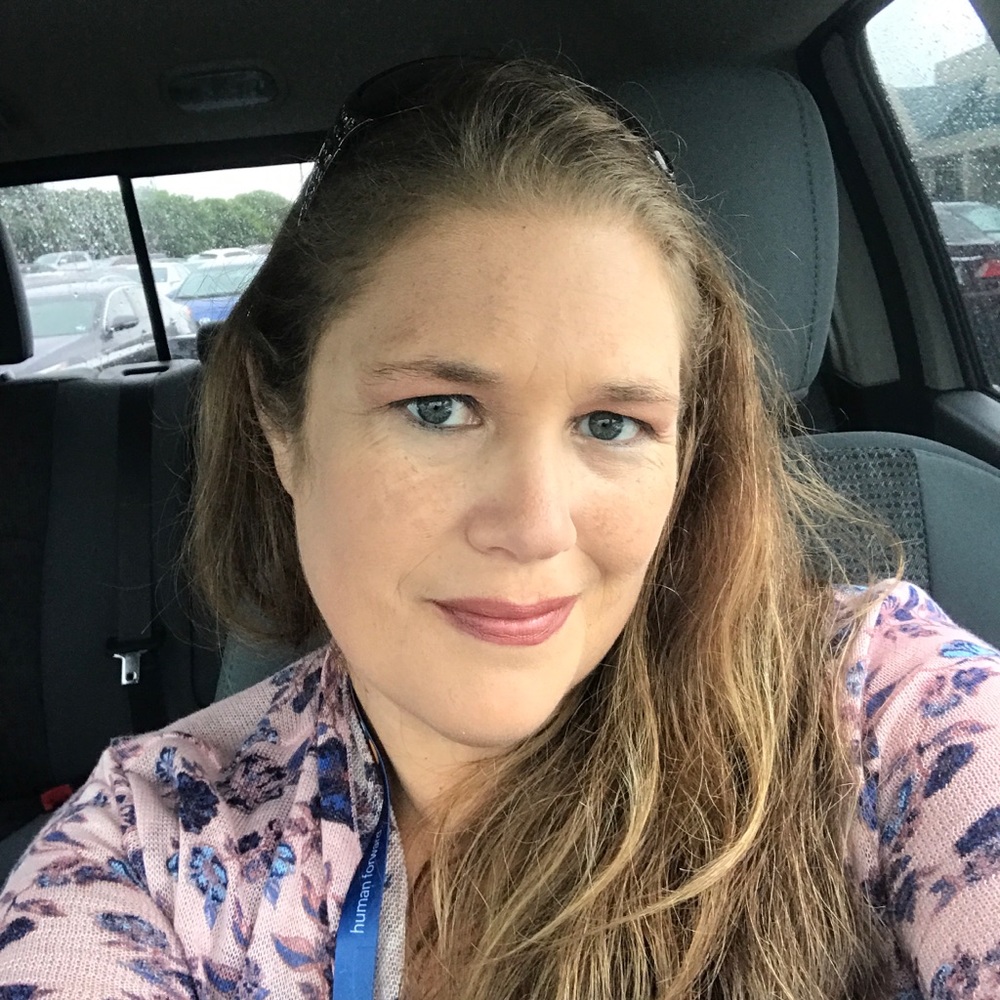 Meet your Posher, Jennifer